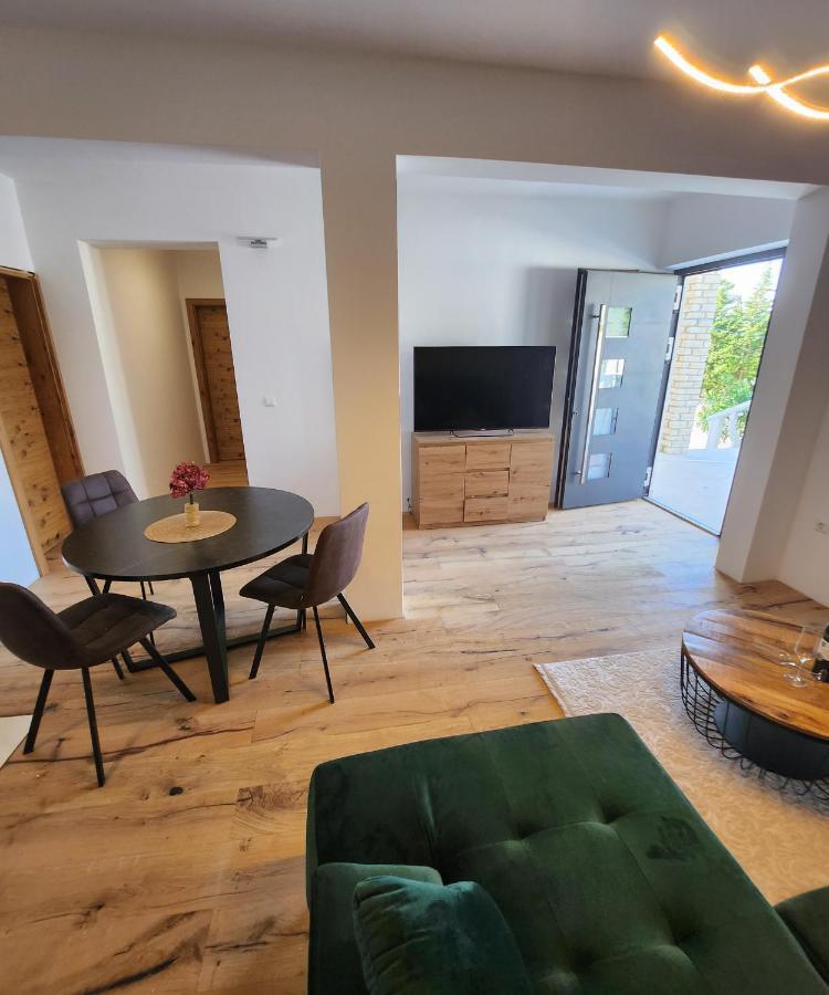 Apartman Lidija Starigrad Paklenica Exterior foto